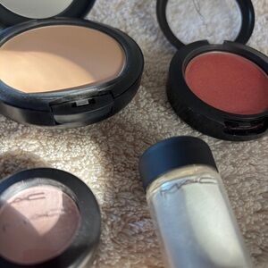 MAC Makeup 4 Piece Bundle Brand New Studio Fix A63 Sheertone Blush Pigment More